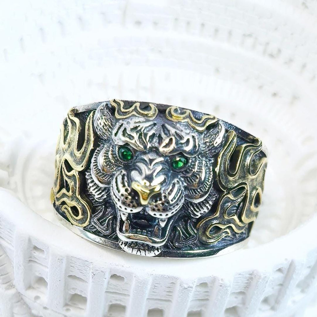Handmade S925 Sterling Silver Tiger Head Ring – Green Eyes & Gold Detailing – Men’s Gothic Animal Jewelry