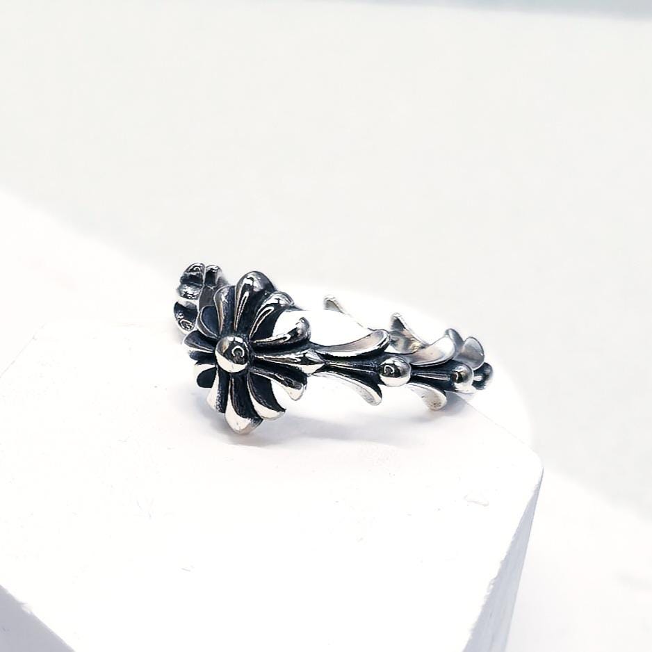 925 Sterling Silver Gothic Cross Flower Ring Oxidized Silver Open Ring Vintage Style Floral Statement Jewelry