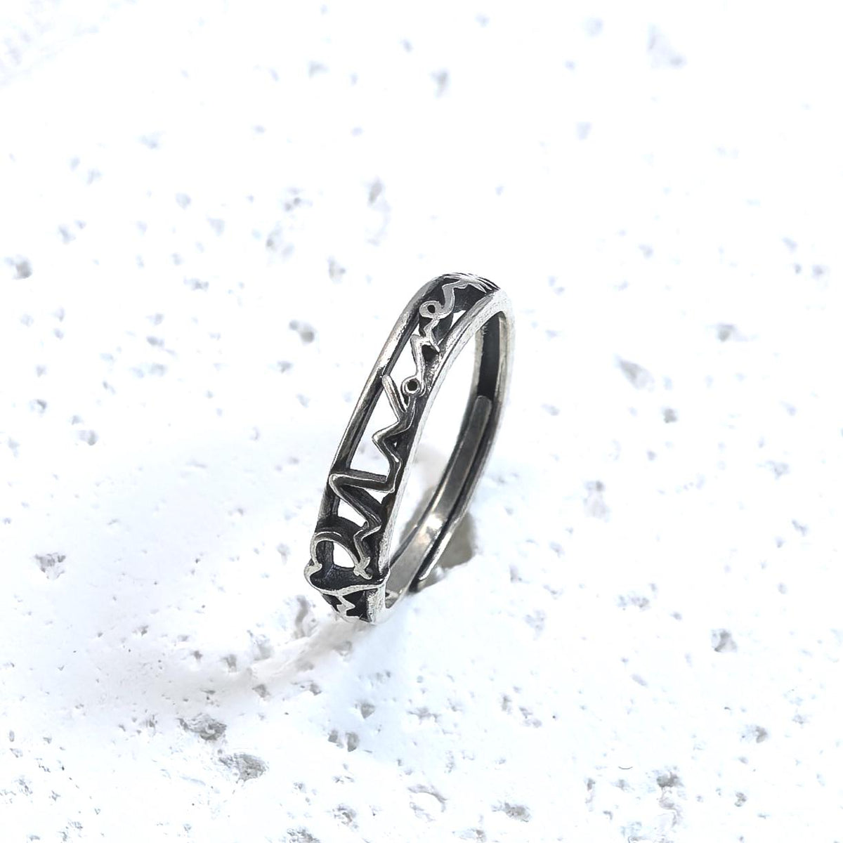 Romantic Silver Heartbeat Lover's Ring – Love Pulse Design Promise Band, Romantic Gift for Her or Him, Adjustable Size Style Jewelry