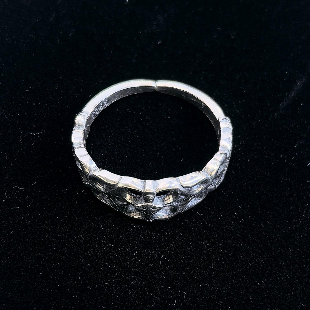 925 Sterling Silver Oxidized Floral Vine Ring Vintage Style Openwork Band Gift