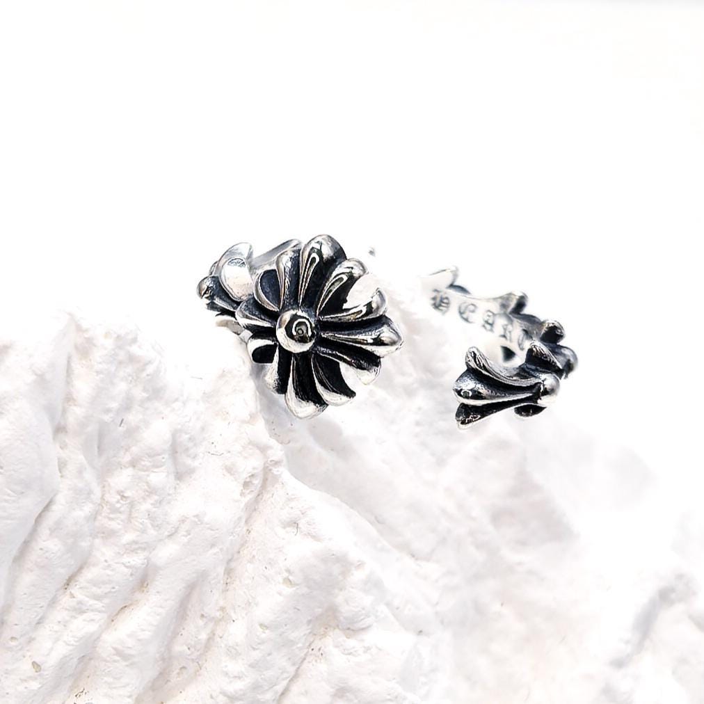 925 Sterling Silver Gothic Cross Flower Ring Oxidized Silver Open Ring Vintage Style Floral Statement Jewelry