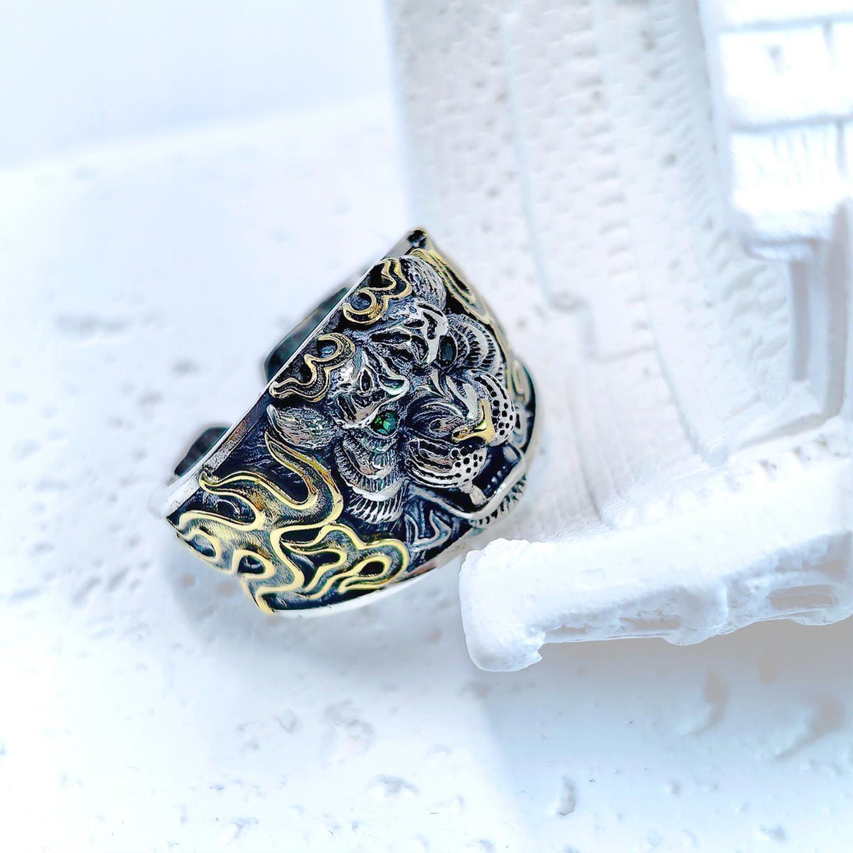 Handmade S925 Sterling Silver Tiger Head Ring – Green Eyes & Gold Detailing – Men’s Gothic Animal Jewelry
