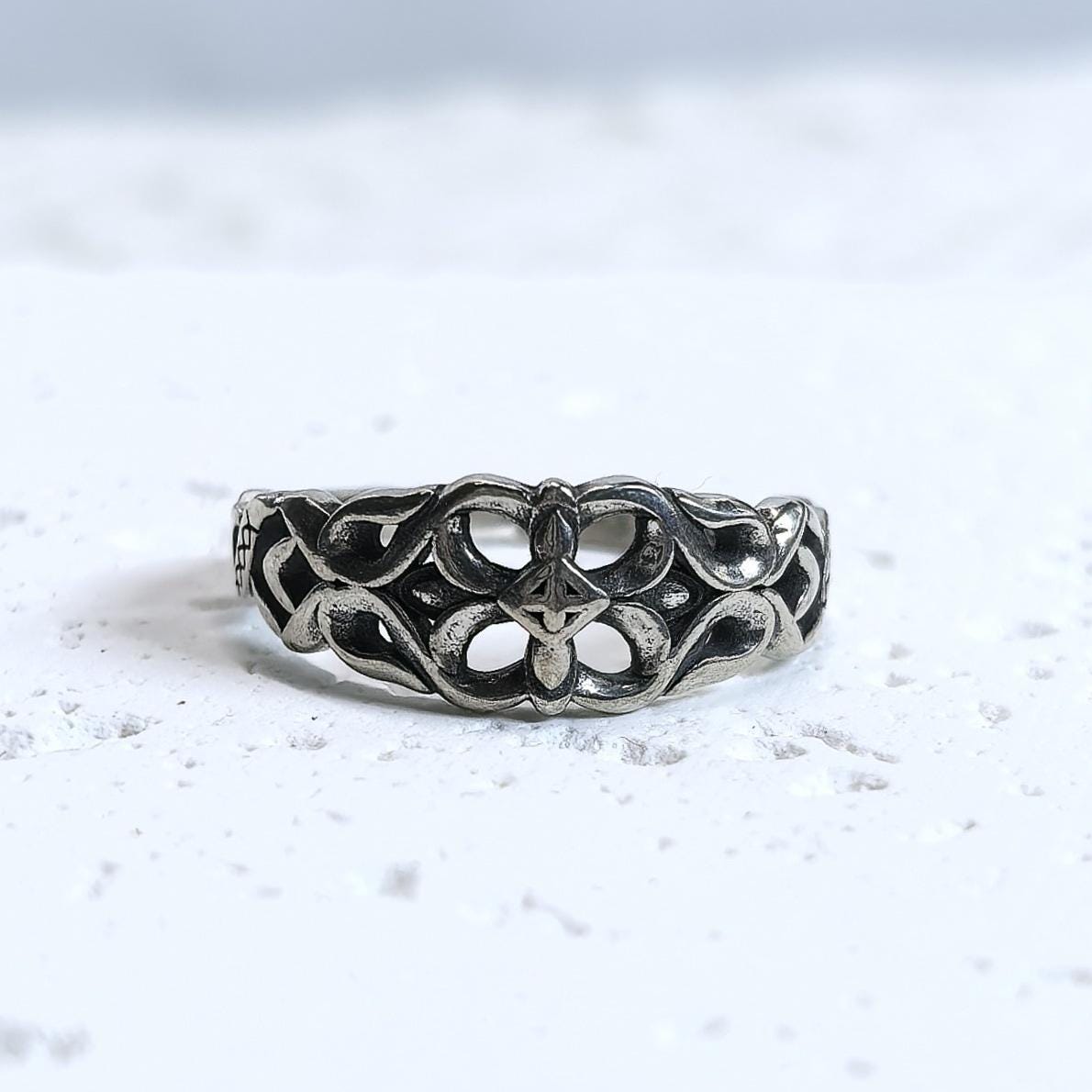 925 Sterling Silver Oxidized Floral Vine Ring Vintage Style Openwork Band Gift